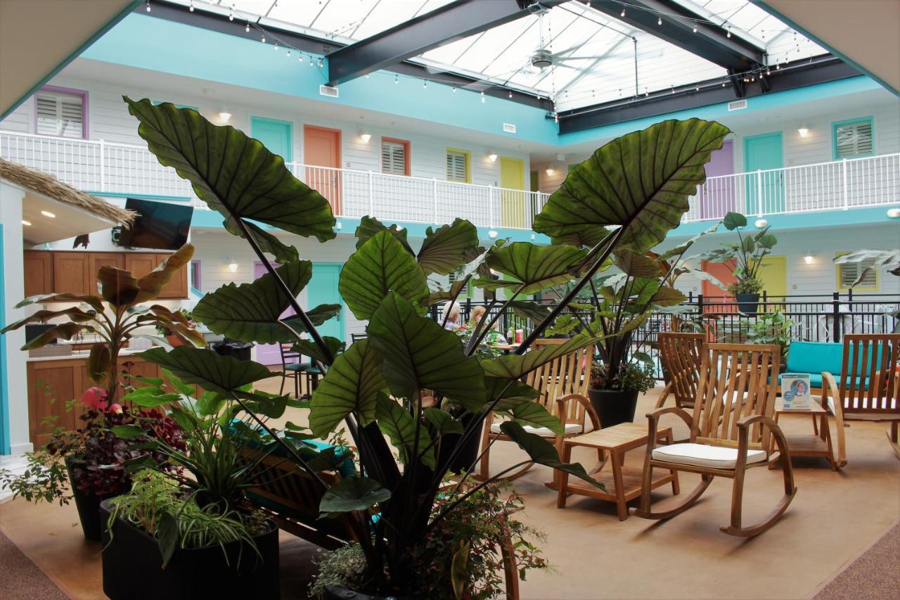 Worthington Of Logan Hotel Екстериор снимка