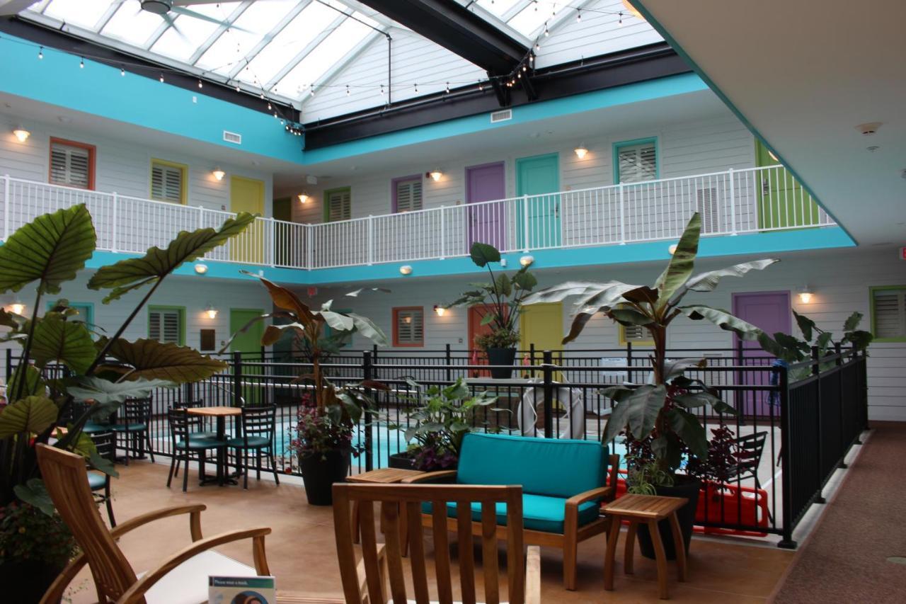 Worthington Of Logan Hotel Екстериор снимка